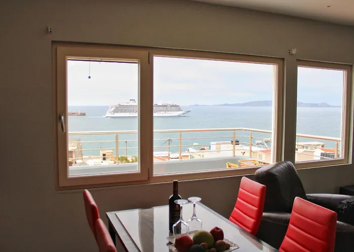 Maxim Apartment